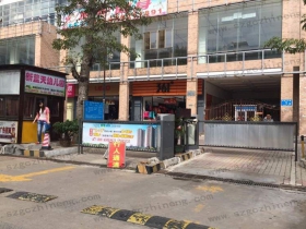 海南?？谲嚺谱R別加廣告道閘