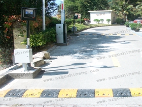 廣東省深圳風(fēng)雅臺停車場藍牙